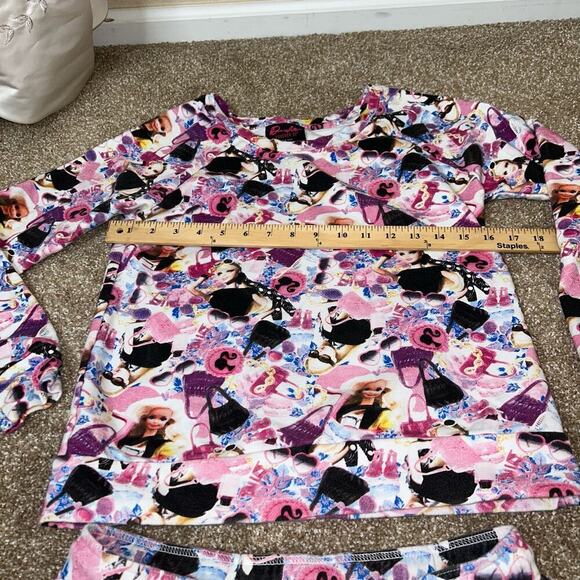 Forever 21 2014 Limited Edition Barbie Print Graphic set Sweatshirt/shorts SZ SM - Picture 5 of 7